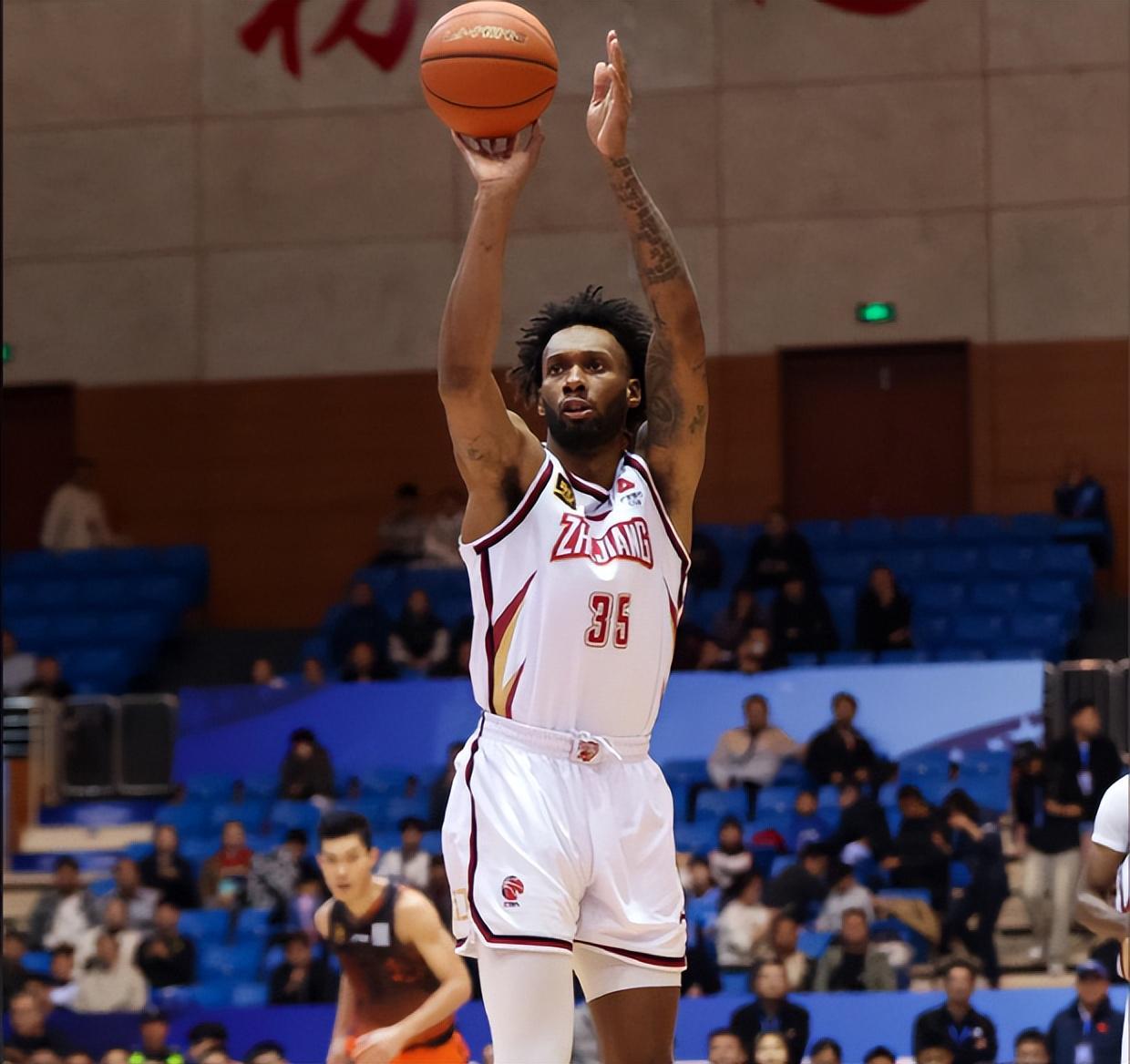 bob官方网站-摊牌了,前浙江外援巴斯,加盟辽宁男篮,亨特离队,上海留下弗格